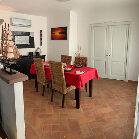 Residence Le Onde Badesi Pokoj fotografie