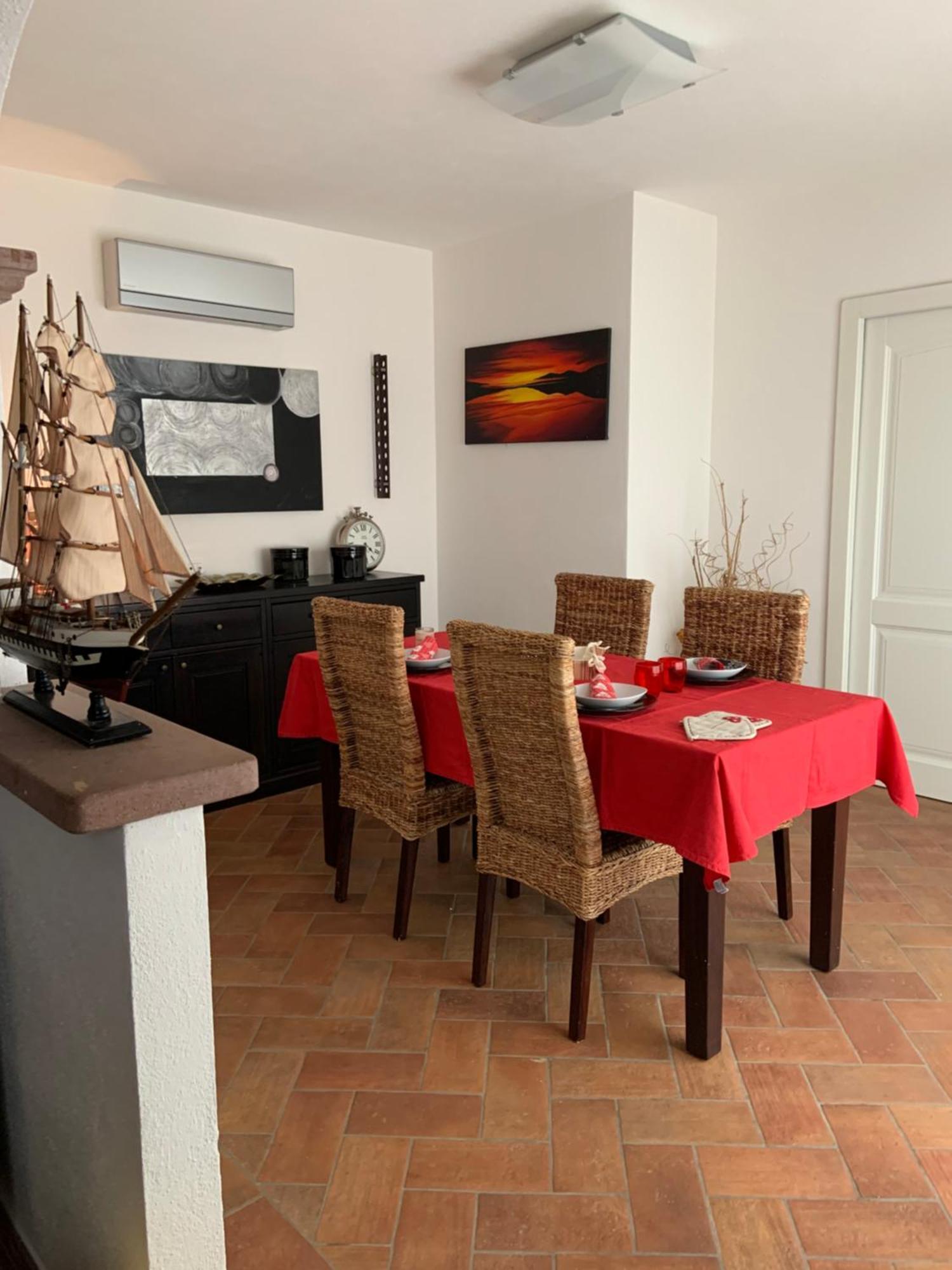 Residence Le Onde Badesi Pokoj fotografie